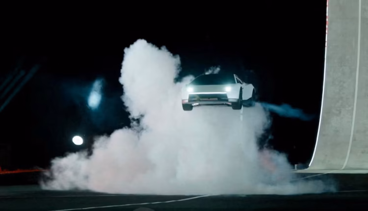 Tesla presentó el nuevo deportivo Roadster: posee un “sistema de vuelo” y acelera de 0 a 100 km/h en menos de un segundo