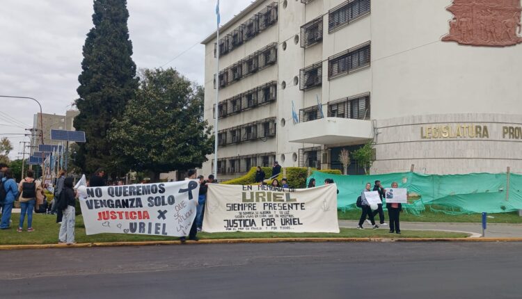 Reclamo de justicia por Uriel: Su familia se reunió con Fabián Martín y pidió un nuevo Código Procesal Penal Juvenil