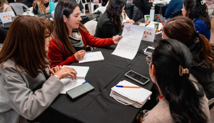 Modo Matemática avanza con talleres en la formación docente anual