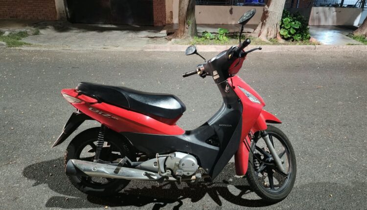 Recuperaron en Pocito una moto robada que ya había sido desarmada en un fondo vecinal