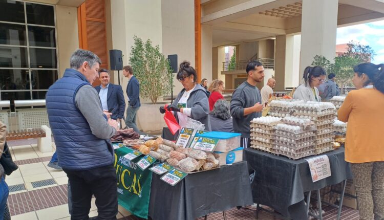 Edición Especial de la Feria Agroproductiva por el Día de la Madre en San Juan