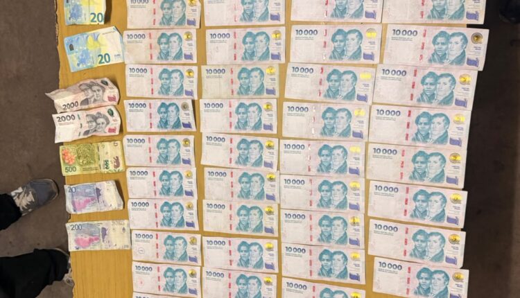 Detuvieron en Capital a un reconocido delincuente que merodeaba viviendas con dinero de dudosa procedencia