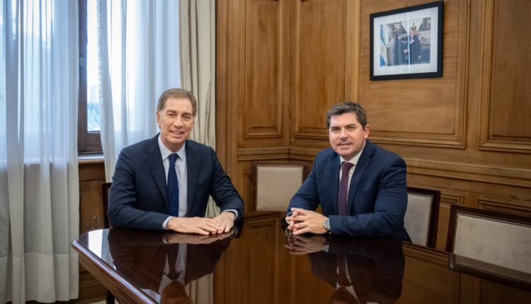 El gobernador Marcelo Orrego se reunió en Casa Rosada con el jefe de Gabinete, Diego Santilli, para avanzar en las obras de la Ruta Nacional 40