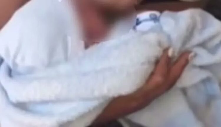 Chimbas: policías le salvaron la vida a un bebé de 3 semanas que se ahogó mientras era amamantado