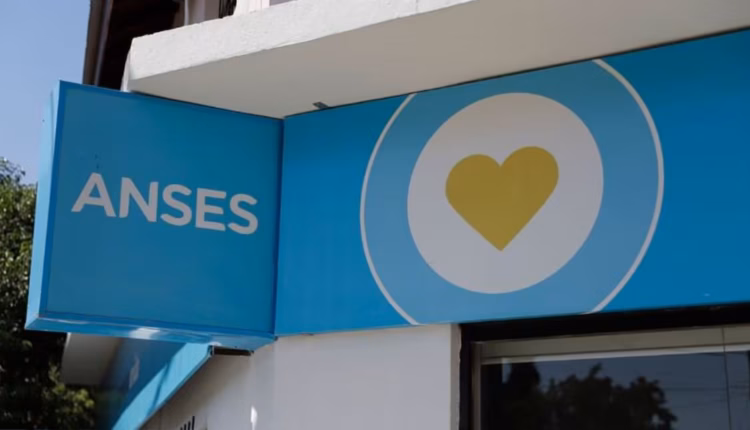 ANSES: quiénes cobran jubilaciones, AUH y asignaciones este martes 6 de octubre