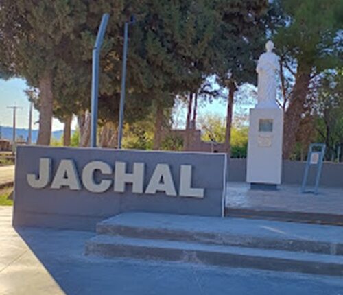 Inversión millonaria en Jáchal: construirán un nuevo polideportivo cubierto en la Escuela Monseñor Videla Cuello