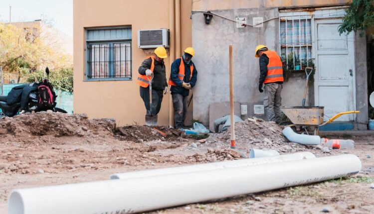 Inversión vial en Rawson: destinarán .800 millones para pavimentar barrios afectados por cloacas paradas