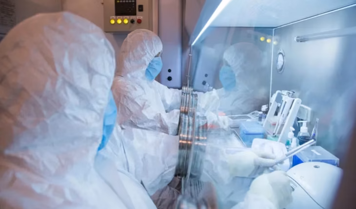 Cuarentena en Siberia: alerta tras la muerte de una investigadora en un laboratorio por una infección desconocida