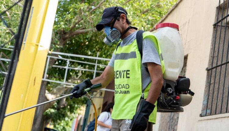 Capital continúa con el cronograma de desinsectación y desratización