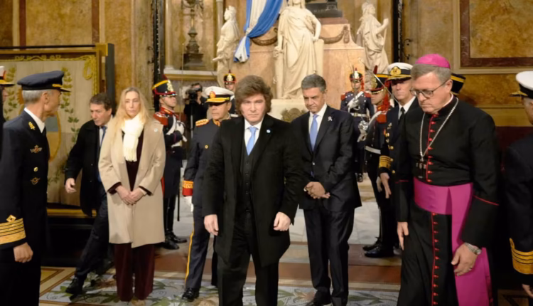 En la previa a la visita de León XIV, el Gobierno prepara otra reunión con la Iglesia para acercar posiciones por Discapacidad