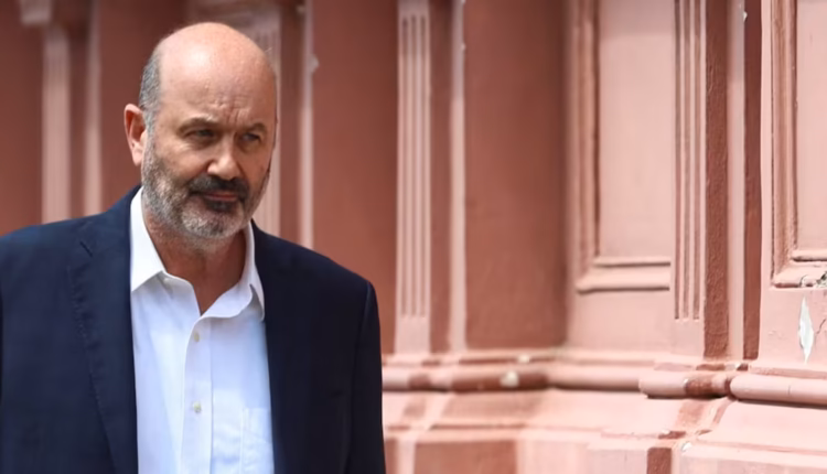 El Gobierno fijó los requisitos para el retiro voluntario de estatales: cómo es el trámite y cuánto cobrarán