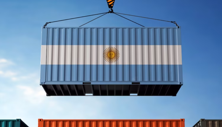Las exportaciones de los últimos 12 meses superaron los USD 100.000 millones y la Argentina recupera participación en el total mundial