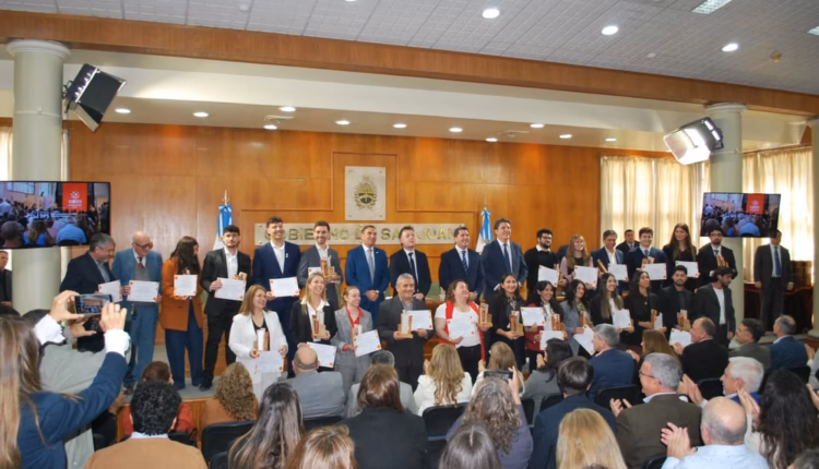 Premio a la innovación y el conocimiento: graduados de la UCCuyo fueron galardonados por el Gobierno de San Juan