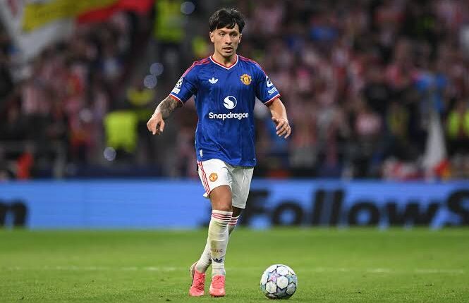 Lisandro Martínez desafió a la dirigencia del Manchester United y podría recibir una dura sanción