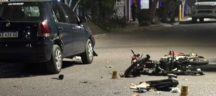 Murió el motociclista que estaba internado tras un violento choque en Rawson