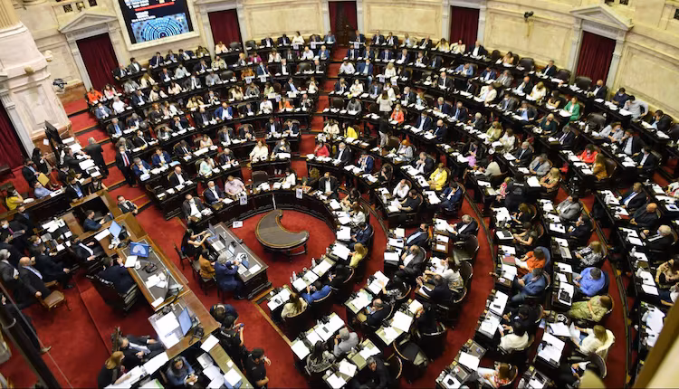 Diputados: se reanuda el debate por Malvinas y el oficialismo busca cerrar un acuerdo con los bloques aliados