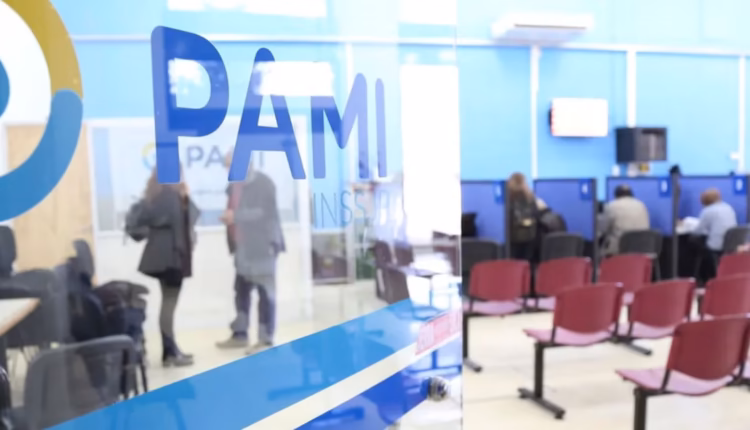 Paro en el PAMI: médicos y odontólogos suspenderán las consultas durante cuatro días y solo atenderán urgencias