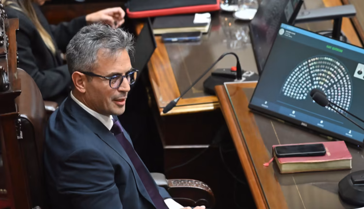 La Libertad Avanza abre el debate por el Presupuesto 2027 en medio de los reclamos por discapacidad y financiamiento universitario