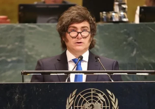 Apuesta al 2028: Javier Milei prometió en París el “mejor año económico de la historia” si logra la reelección