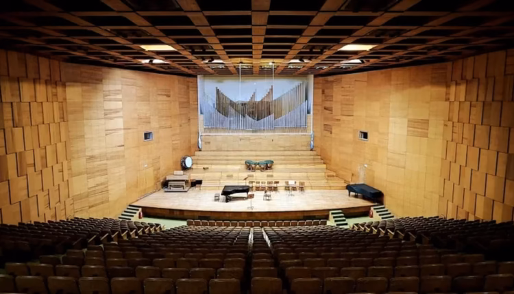 El Auditorio Juan Victoria ya tiene una fecha estimada para finalizar su renovación