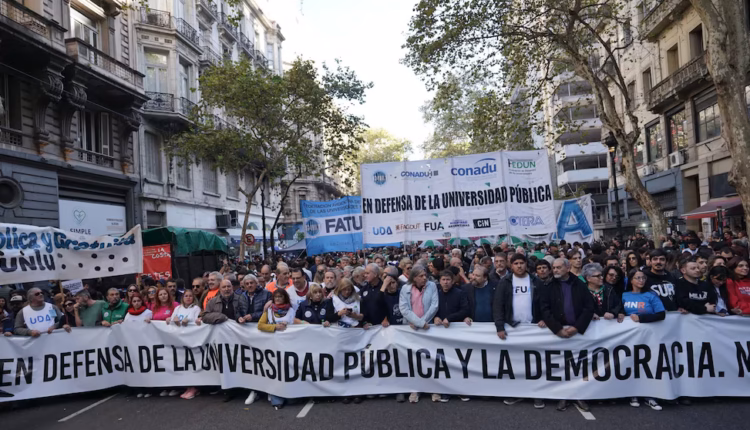 Las universidades dicen que la multa contra el Gobierno es “muy importante”, pero sostienen el reclamo