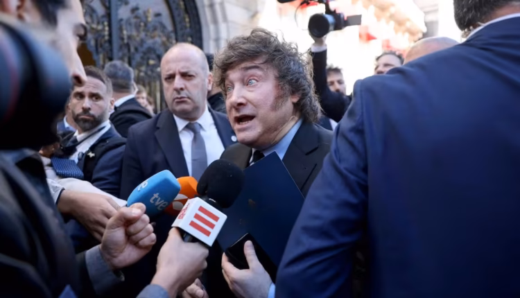 Revuelo en los medios de España por los insultos de Milei a periodistas locales